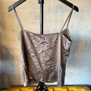 St. John Stretchy Silk Satin Cami Spaghetti Strap Champagne Beige Size 8